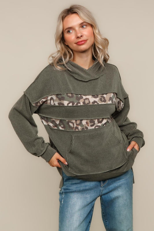 PLUS LEOPARD PRINT COLOR BLOCK PULLOVER HOODIE