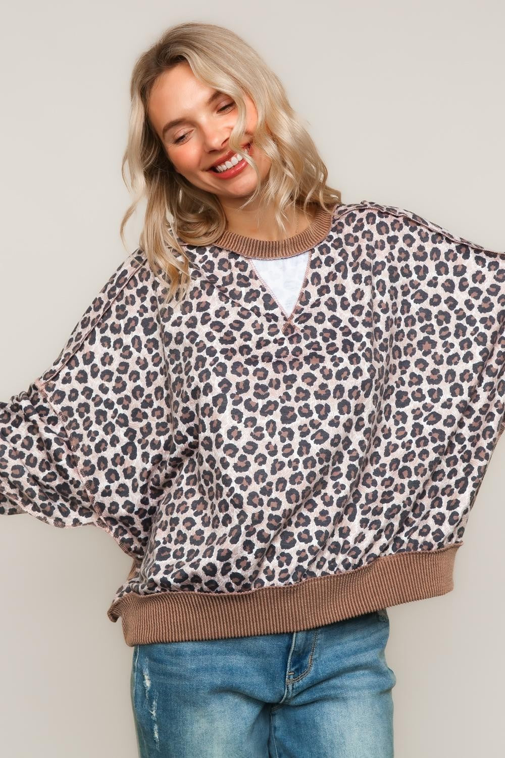 PLUS CREW NECK W/TRIANGLE DETAIL DROP PULLOVER TOP