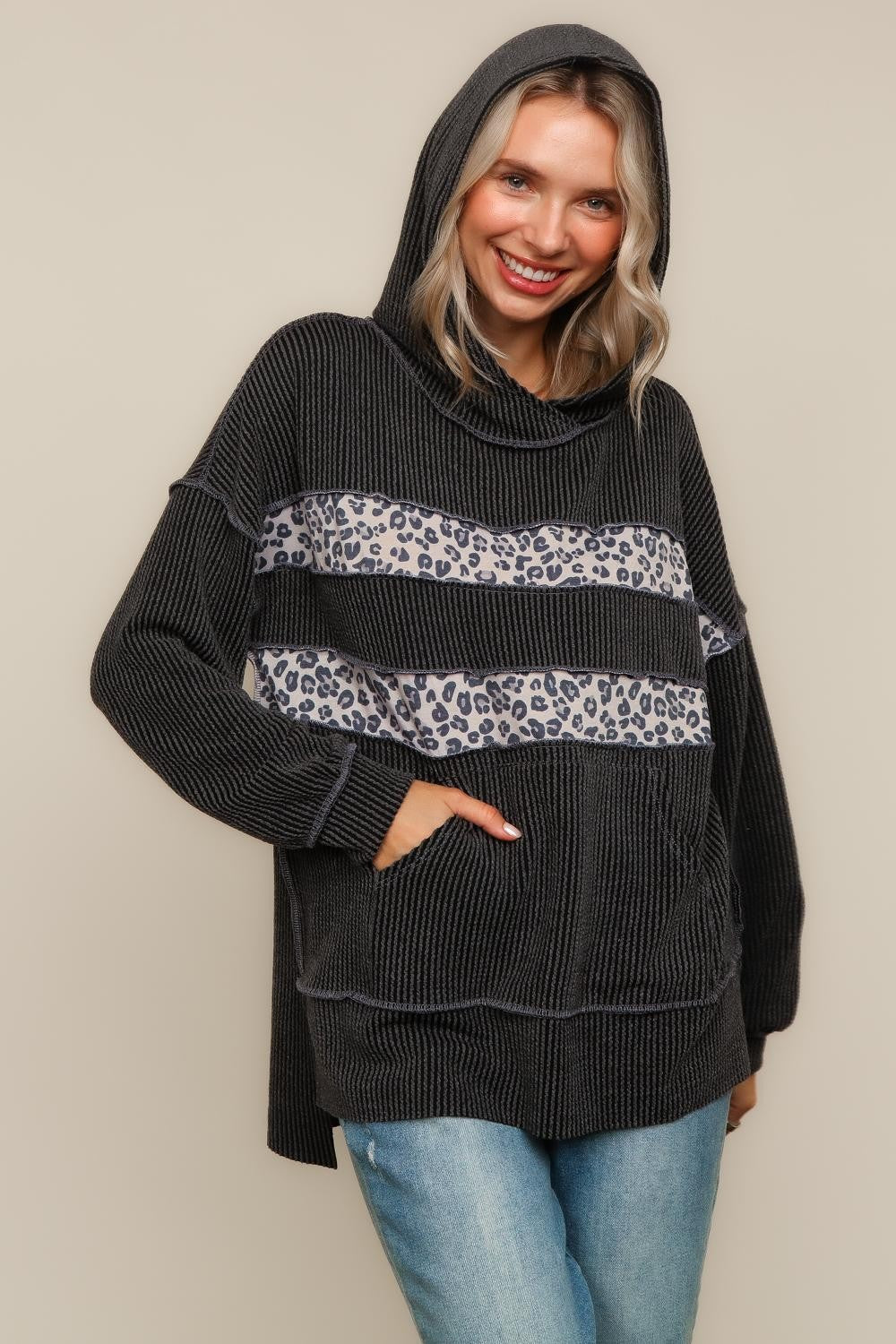 LEOPARD PRINT COLOR BLOCK PULLOVER HOODIE