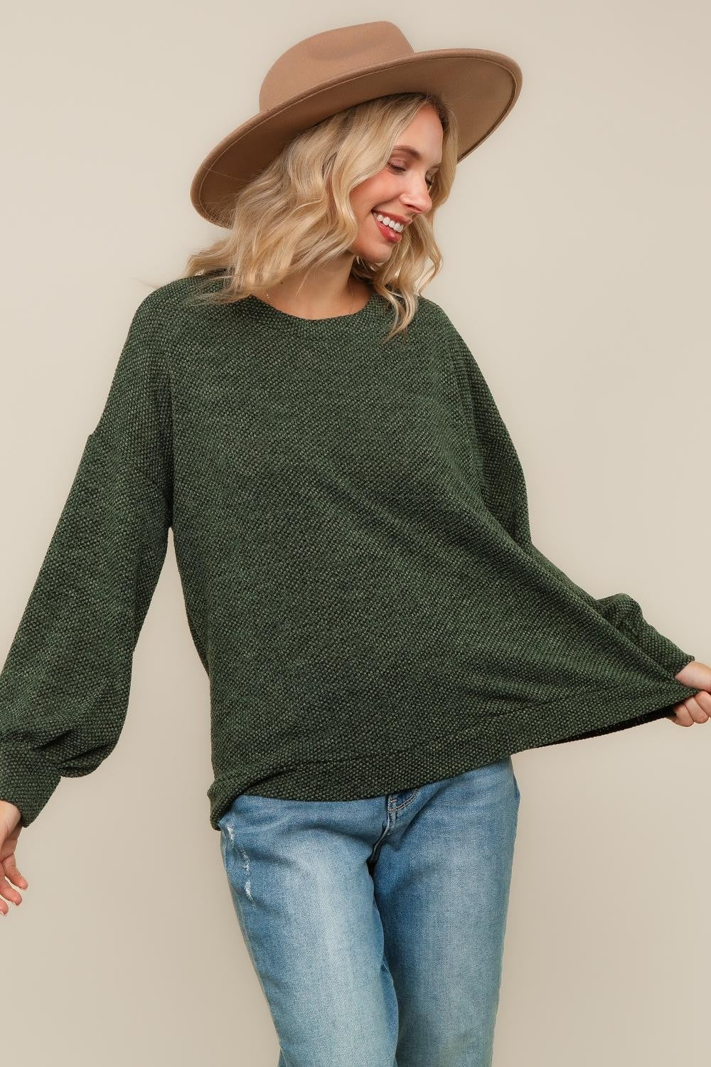 BUBBLE LONG SLEEVE TWO TONE SWEATER KNIT TOP