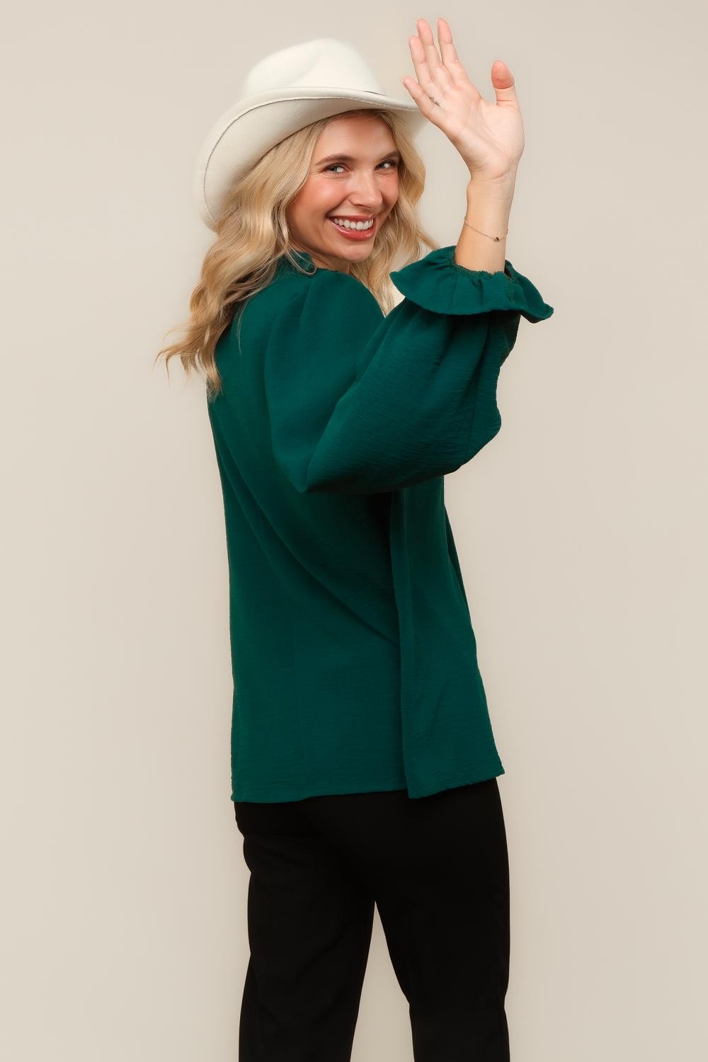 MOCK NECK BUBBLE LONG SLEEVE WOVEN TOP