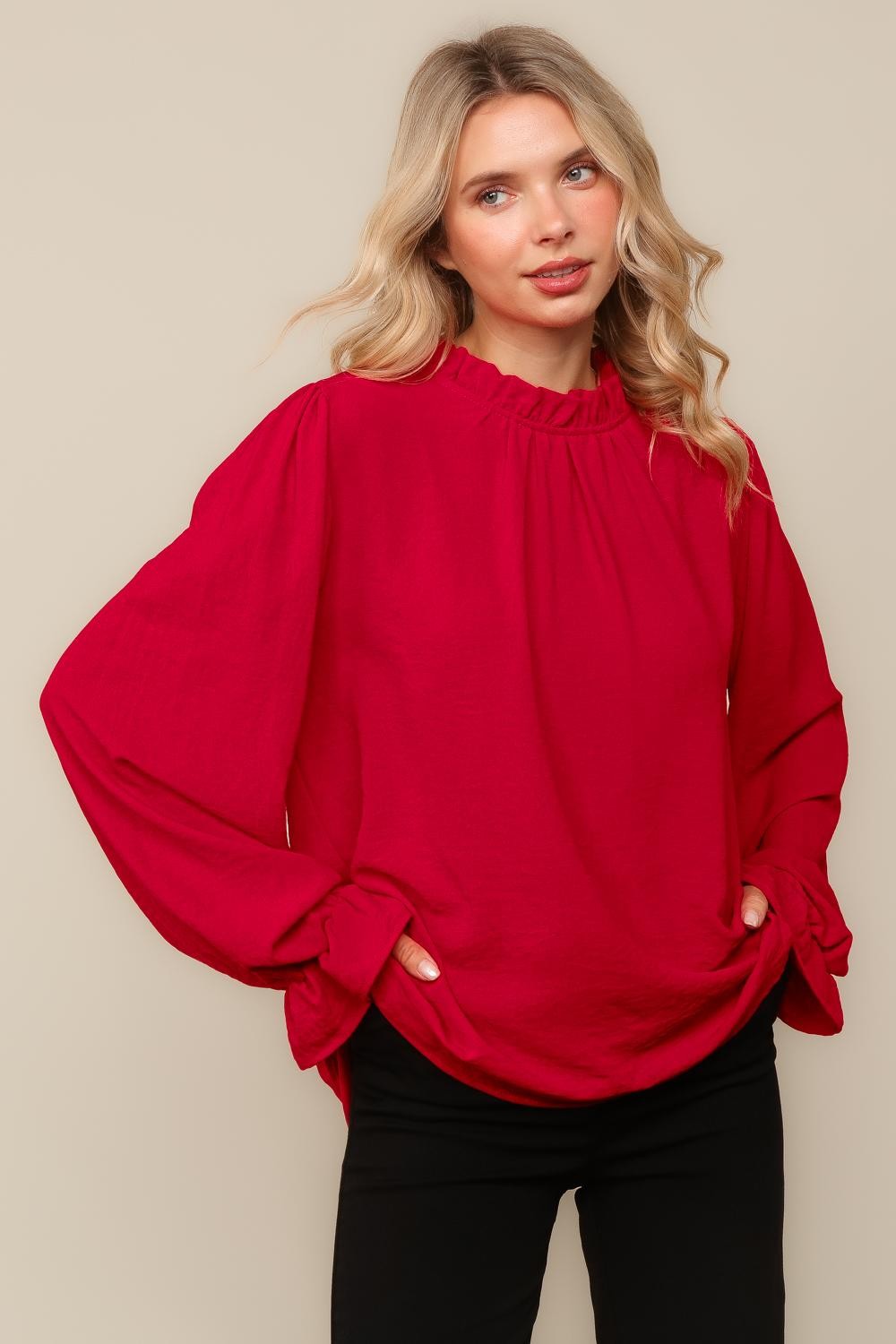 MOCK NECK BUBBLE LONG SLEEVE WOVEN TOP