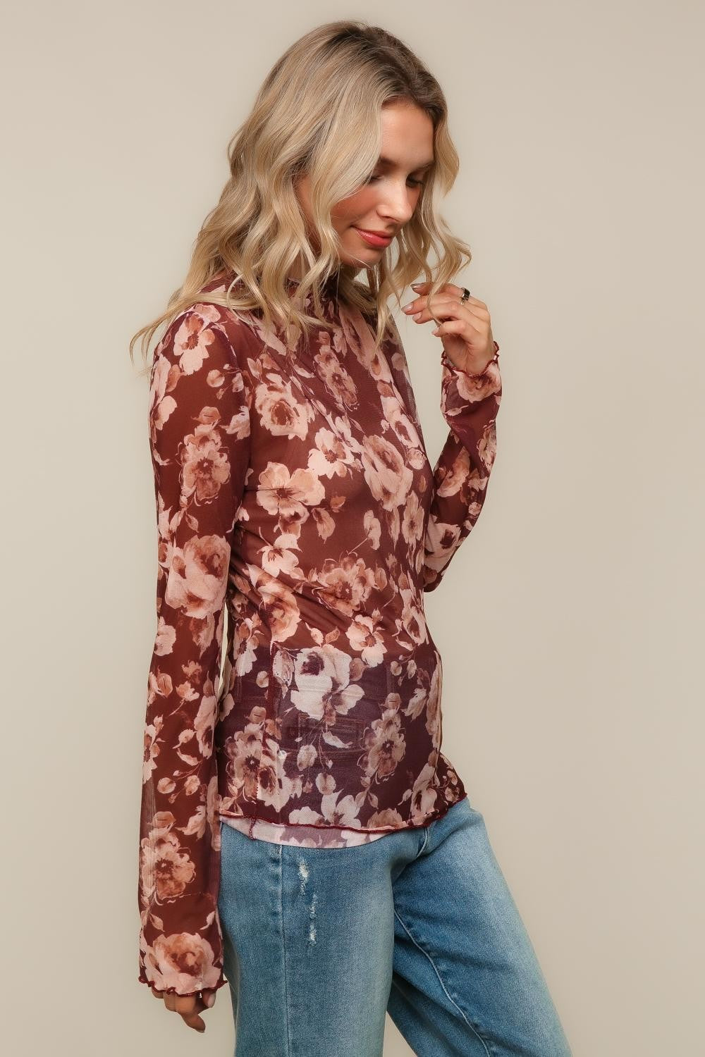 PLUS FLORAL MESH TOP W/FRILLED MERROW HEM