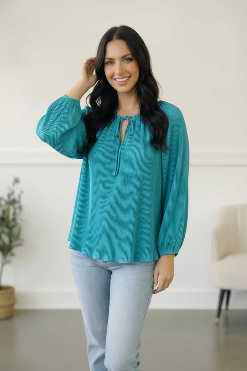 AQUA SOLID COLOR RELAXED FIT PLEATED TOP