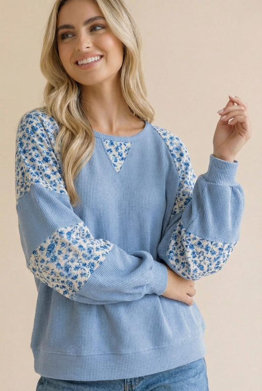 BLUE THERMAL FLORAL WOVEN LOOSE FIT PULLOVER TOP