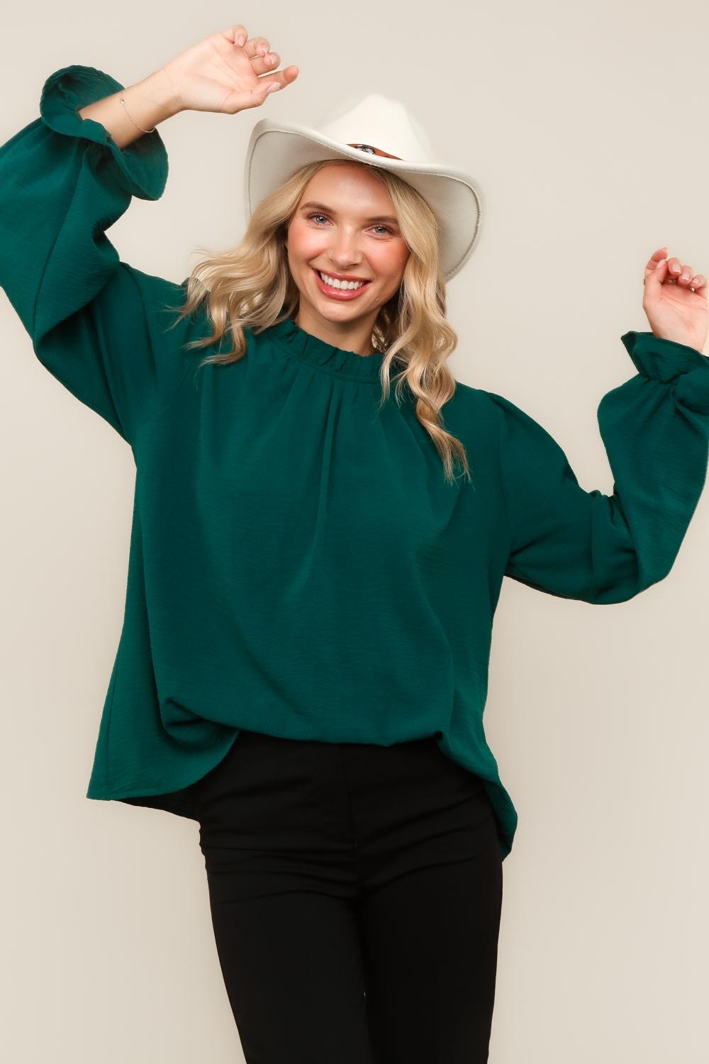 MOCK NECK BUBBLE LONG SLEEVE WOVEN TOP